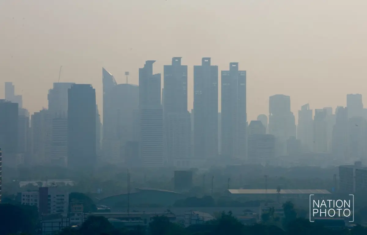 วันนี้ฝุ่นแรงสีแดงเต็มพื้นที่ เปิดภาพล่าสุดฝุ่นปกคลุมกรุงเทพ