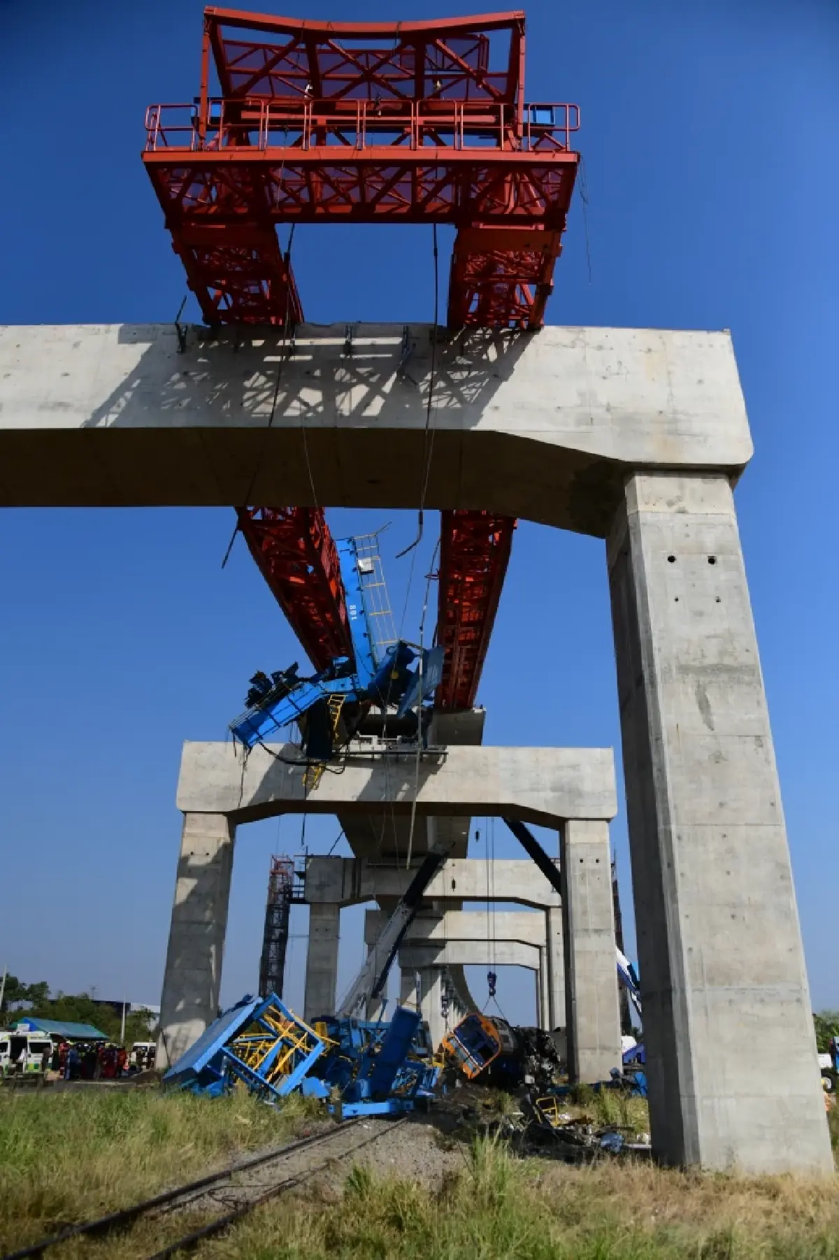 ผลสอบ 2 เหตุ 'เครนถล่ม' สีคิ้ว - ถนนพระราม 2 'พิพัฒน์' สั่งยกระดับความปลอดภัยสูงสุด