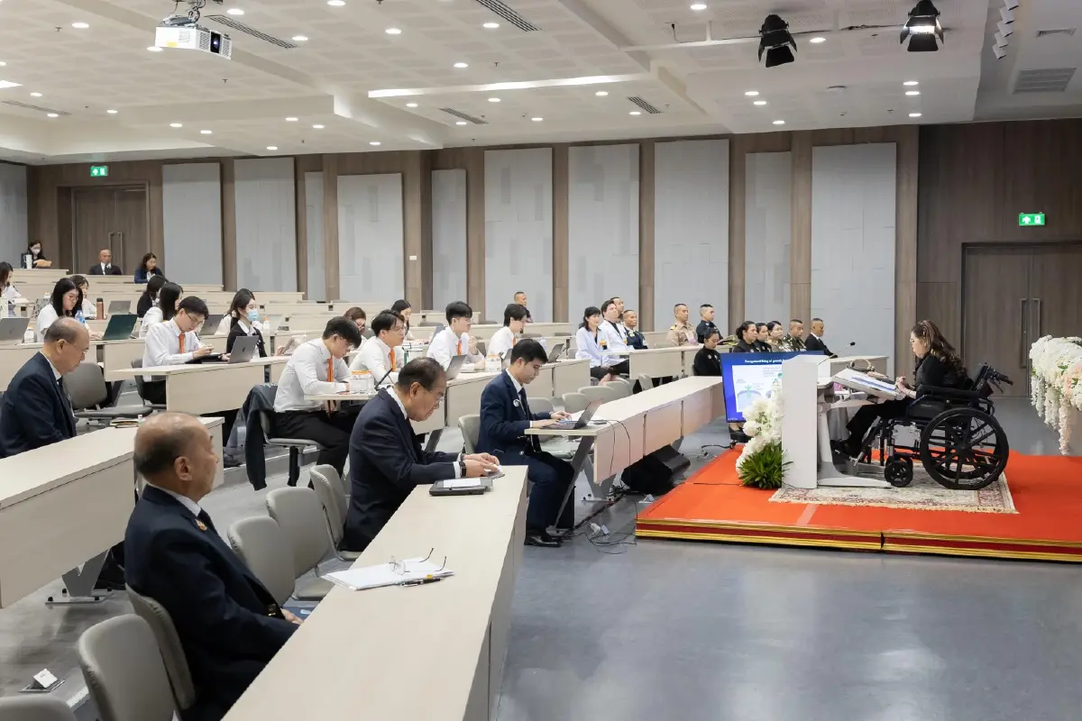 กรมพระศรีสวางควัฒนฯ ทรงบรรยายพิเศษ 'การเกิดมะเร็ง' แก่นักศึกษาแพทย์