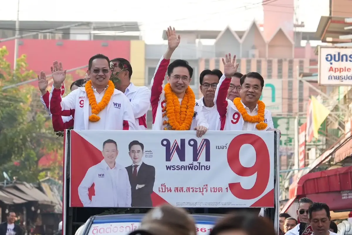 ‘ยศชนัน’ โชว์ลวกบะหมี่ ขอพรวัดแก่งคอย ‘เพื่อไทย’ เหมา สส.สระบุรี