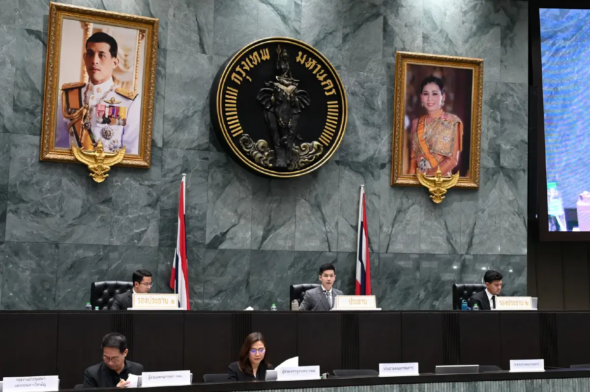 สภา กทม.ไฟเขียวงบเพิ่ม 4,000 ล้าน จ่ายหนี้ 'รถไฟฟ้าสีเขียว'