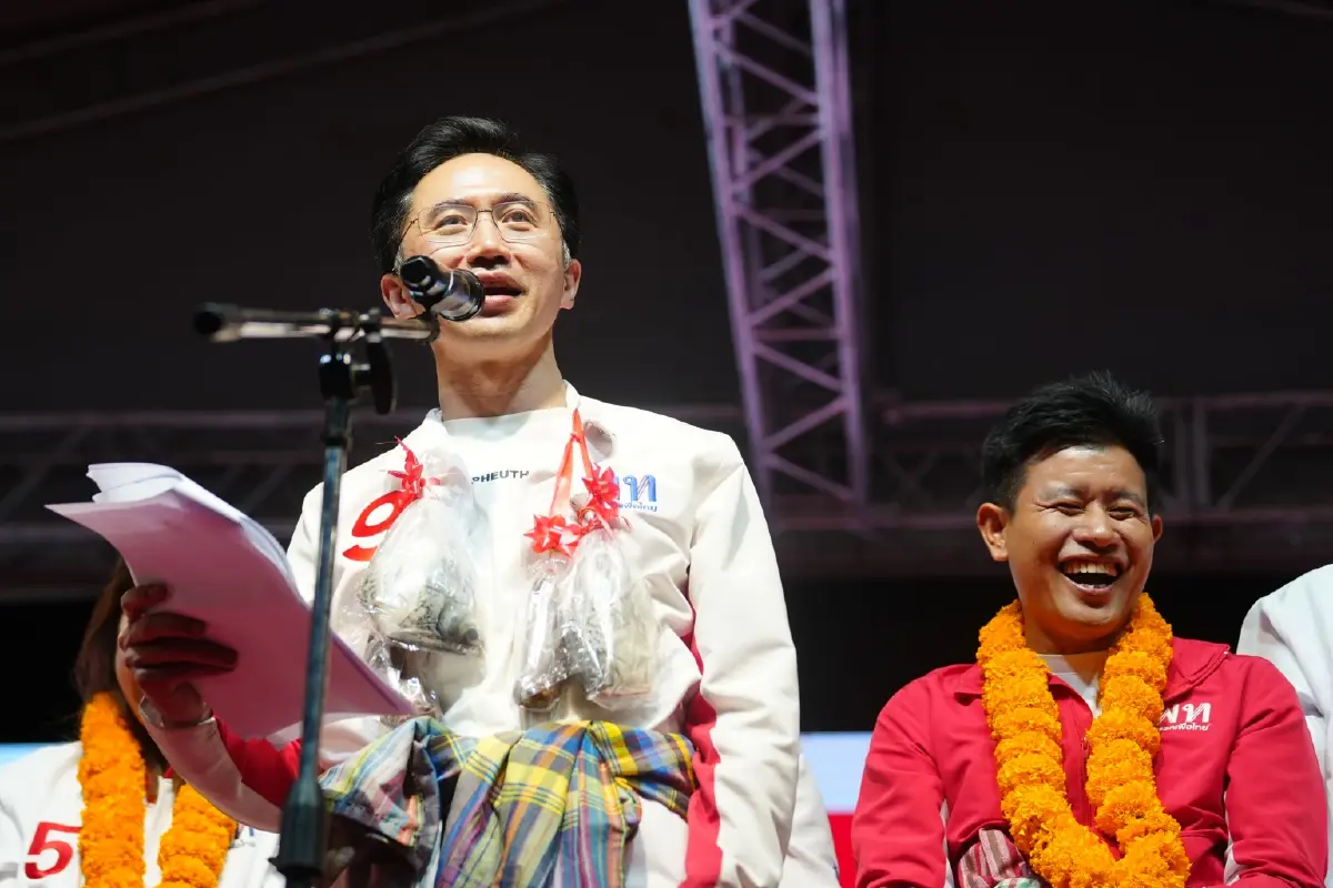 ‘ณัฐวุฒิ’ ฟาด ‘สรัสนันท์’ ซบ ภท. ปลุกคนขอนแก่นสั่งสอนกา ‘เพื่อไทย’