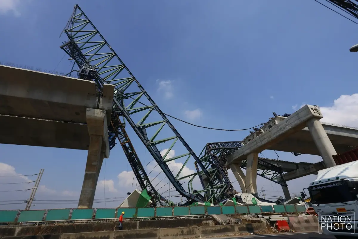 เครนถล่มพระราม 2 ล่าสุด ประมวลภาพโศกนาฏกรรมตายสลด