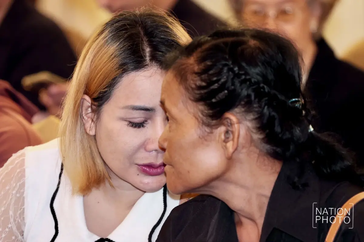 30 ครอบครัวเหยื่อเครนถล่มทับรถไฟ รับมอบเงินเยียวยารายละ 1.49 ล้าน