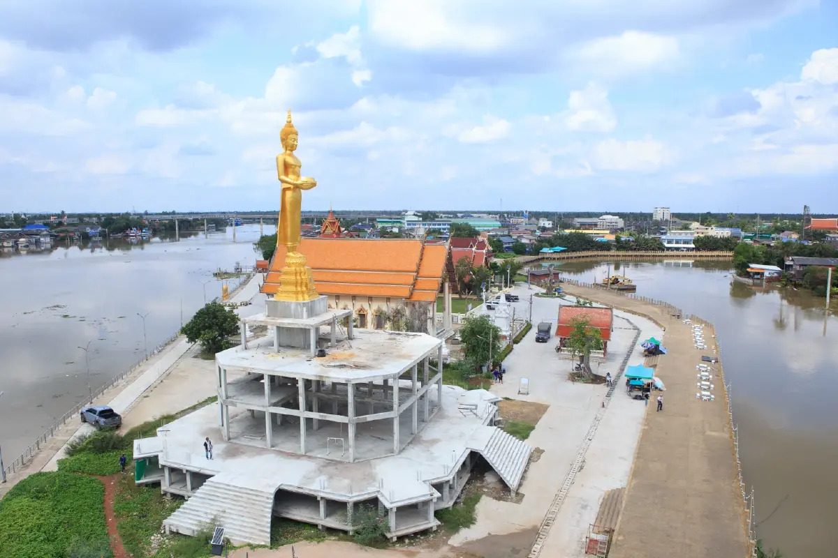 นักเดินทาง ‘นกนางนวล’ แห่งพื้นที่ชุ่มน้ำดอนหอยหลอด