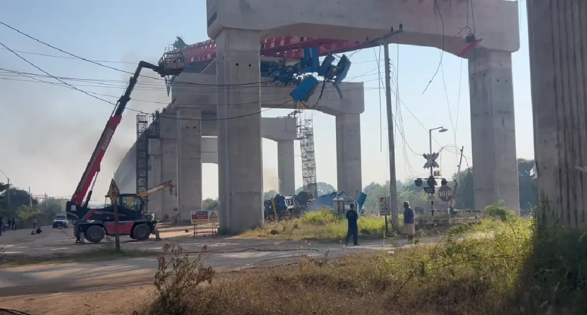 คืบหน้า! เครนรถไฟความเร็วสูง ล้มทับขบวนรถไฟสีคิ้ว ดับ 22 เจ็บ 55