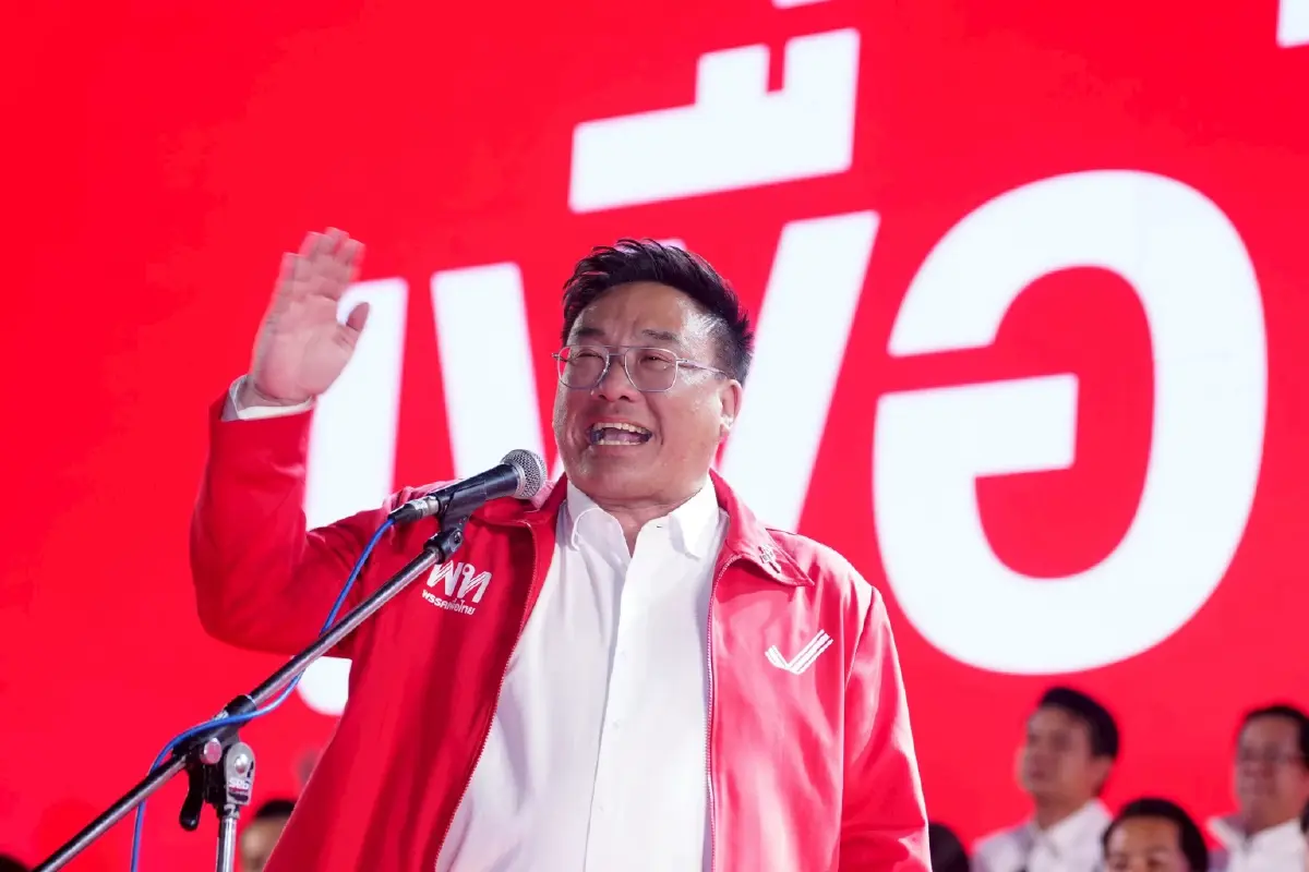 'ยศชนัน' ประกาศคนไทยต้องไร้จน - เติมให้เต็ม 3,000 บ. คนรายได้ต่ำ