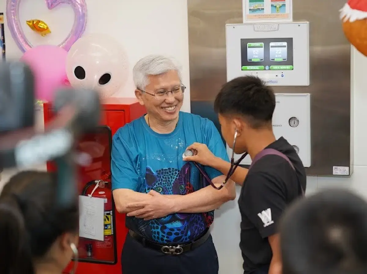 สุดว้าว! ราชวิทยาลัยจุฬาภรณ์ เปิดห้องผ่าตัดพาเด็กท่องอวกาศ