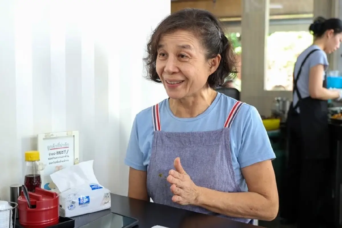 รวม 4 ร้านอร่อย ‘อาหารจีนไหหลำ’ ข้าวมันไก่ ขนมจีน และ สุกี้ไหหลำ