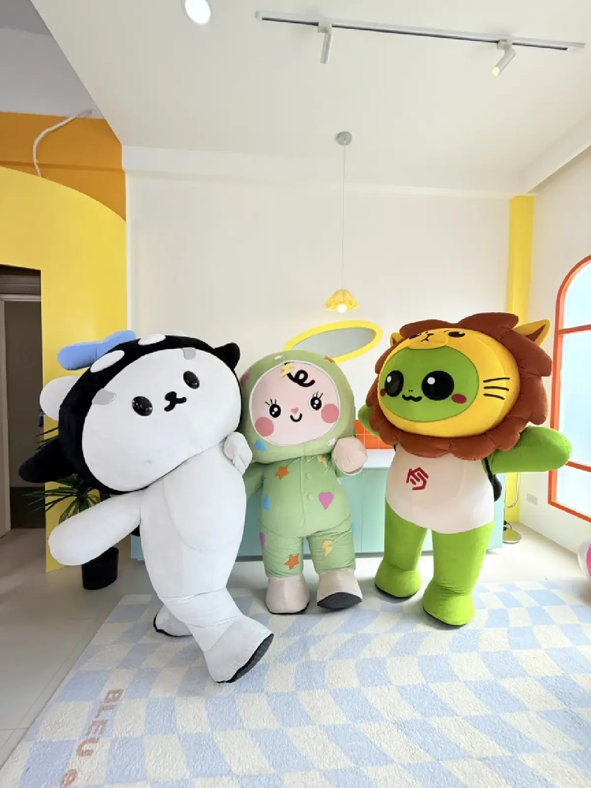 ทำความรู้จัก ‘โพก้าซัง’ ศิลปินใหม่ ‘ตึกเจ็ม’ ลูกชาย ‘เตนิว’ ที่ใคร ๆ ก็ตกหลุมรัก