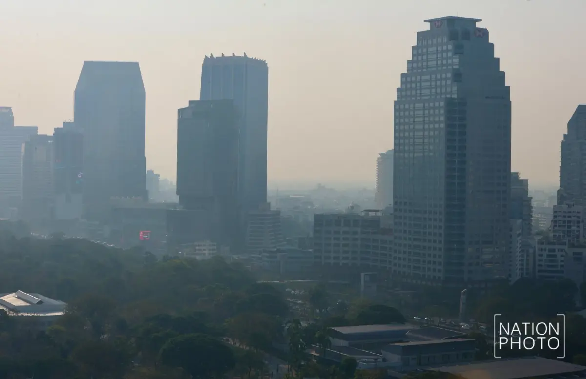 วันนี้ฝุ่นแรงสีแดงเต็มพื้นที่ เปิดภาพล่าสุดฝุ่นปกคลุมกรุงเทพ