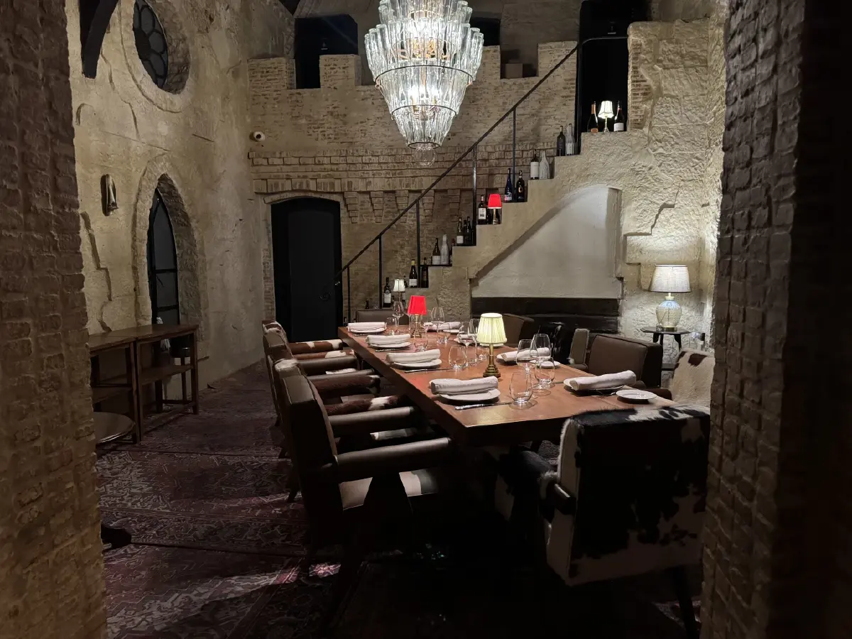 Quilombo สเต็กเฮาส์อาร์เจนตินาแท้ ในปราสาทหินกลางทองหล่อ