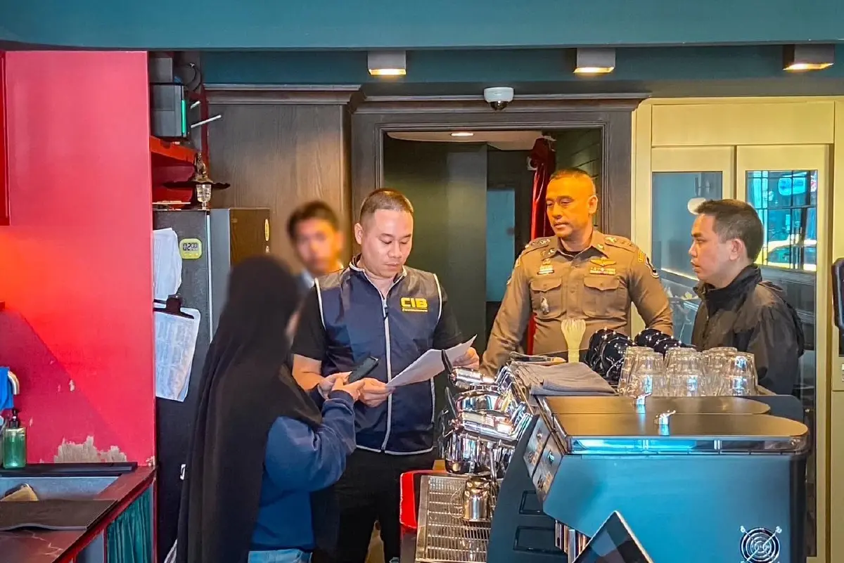 ข้าราชการ ผู้สูงอายุโดนหลอก 30 ล้าน บุกจับ 9 ทลายคอกม้าพูลวิลล่า