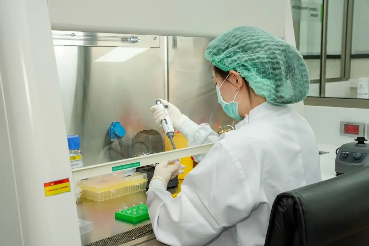 เมดพาร์ค 'เปิดห้องปฏิบัติการจีโนมิกส์' รักษามะเร็งแบบมุ่งเป้า