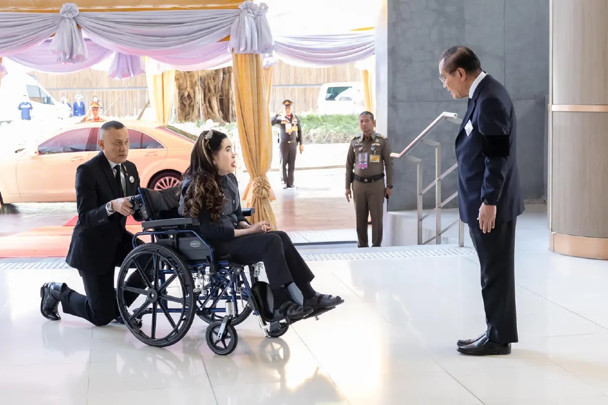 กรมพระศรีสวางควัฒนฯ ทรงบรรยายพิเศษ 'การเกิดมะเร็ง' แก่นักศึกษาแพทย์