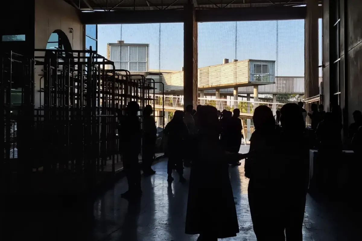 Mission For The Word ล้ำหน้า คิดนอกกรอบแบบแพศยา (PASAYA)