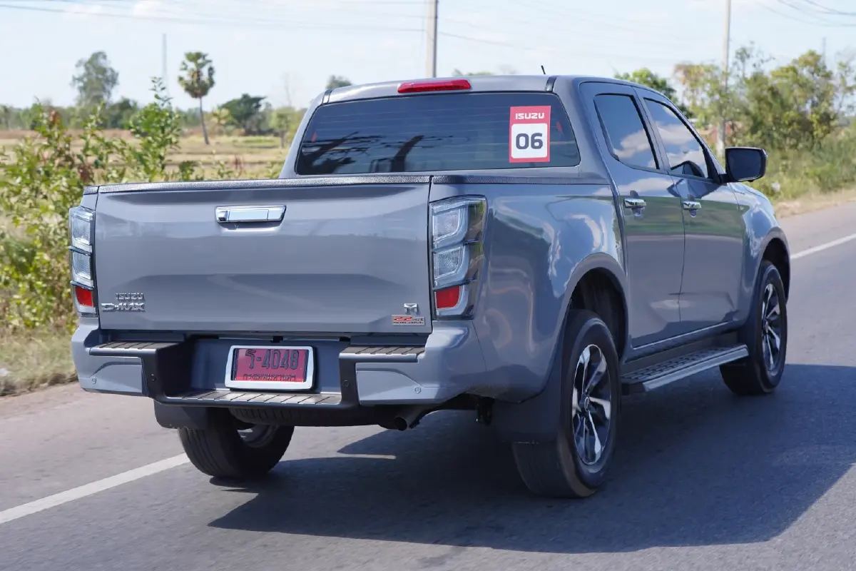 ดีแมคซ์ ไฮ-แลนเดอร์ ไมเนอร์เชนจ์  เพิ่มความเนียน พวงมาลัยแม่น