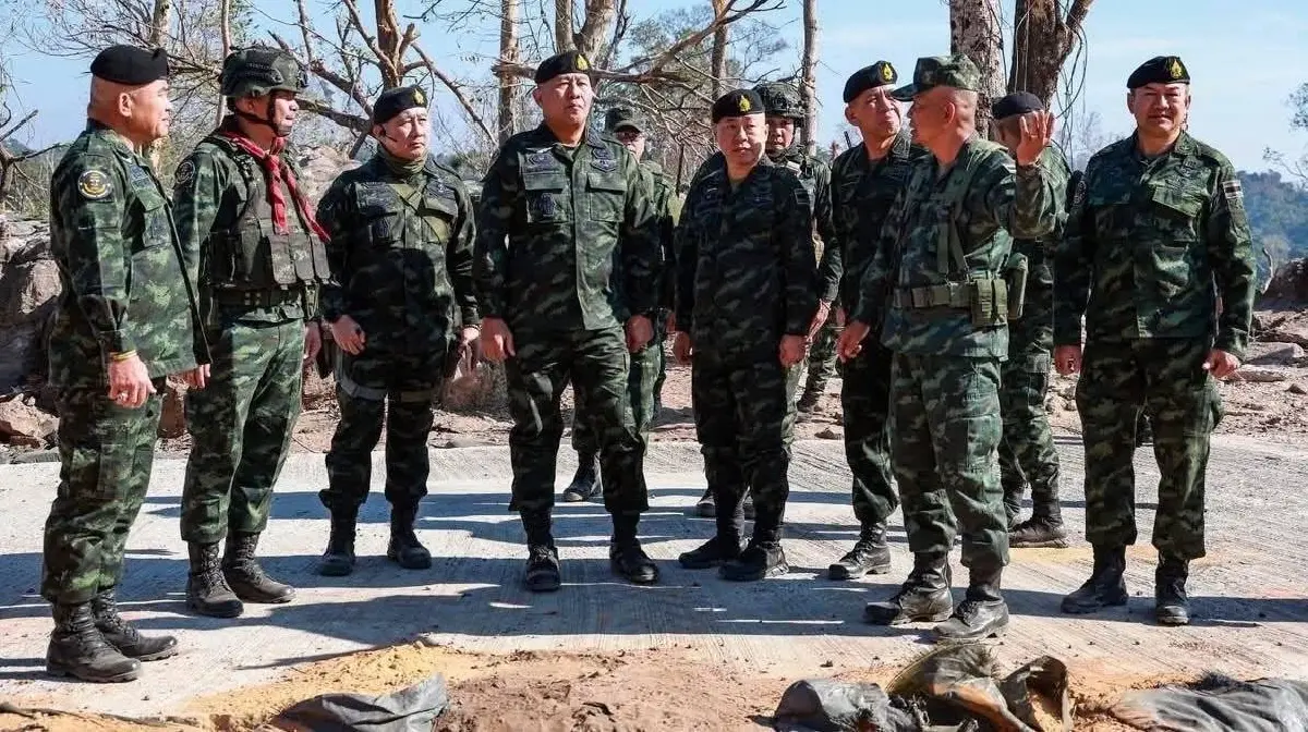 ผบ.ทบ. ลุยเนิน 225 สั่งฟื้นฟูยุทโธปกรณ์-ดูแลสวัสดิการกำลังพลเต็มที่