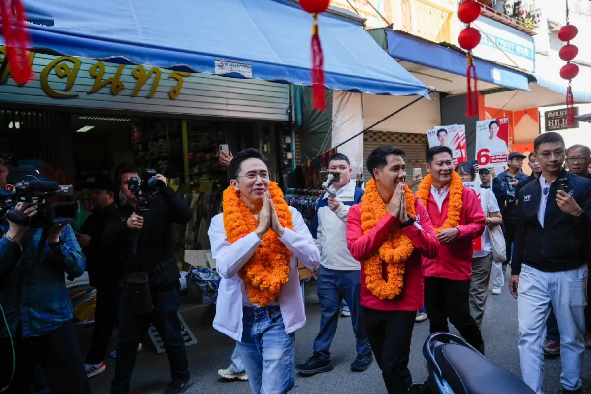 ‘ยศชนัน’ ลุยตลาดวโรรส บอกร้านค้าให้รอนโยบายคนละครึ่ง70-30