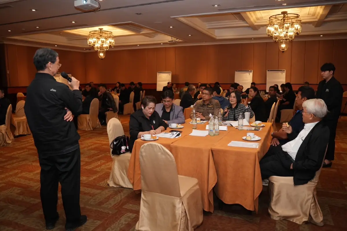 ดันนครปฐม ใช้พลังชุมชนล้อมรักษ์ แก้ปัญหายาเสพติดอย่างยั่งยืน