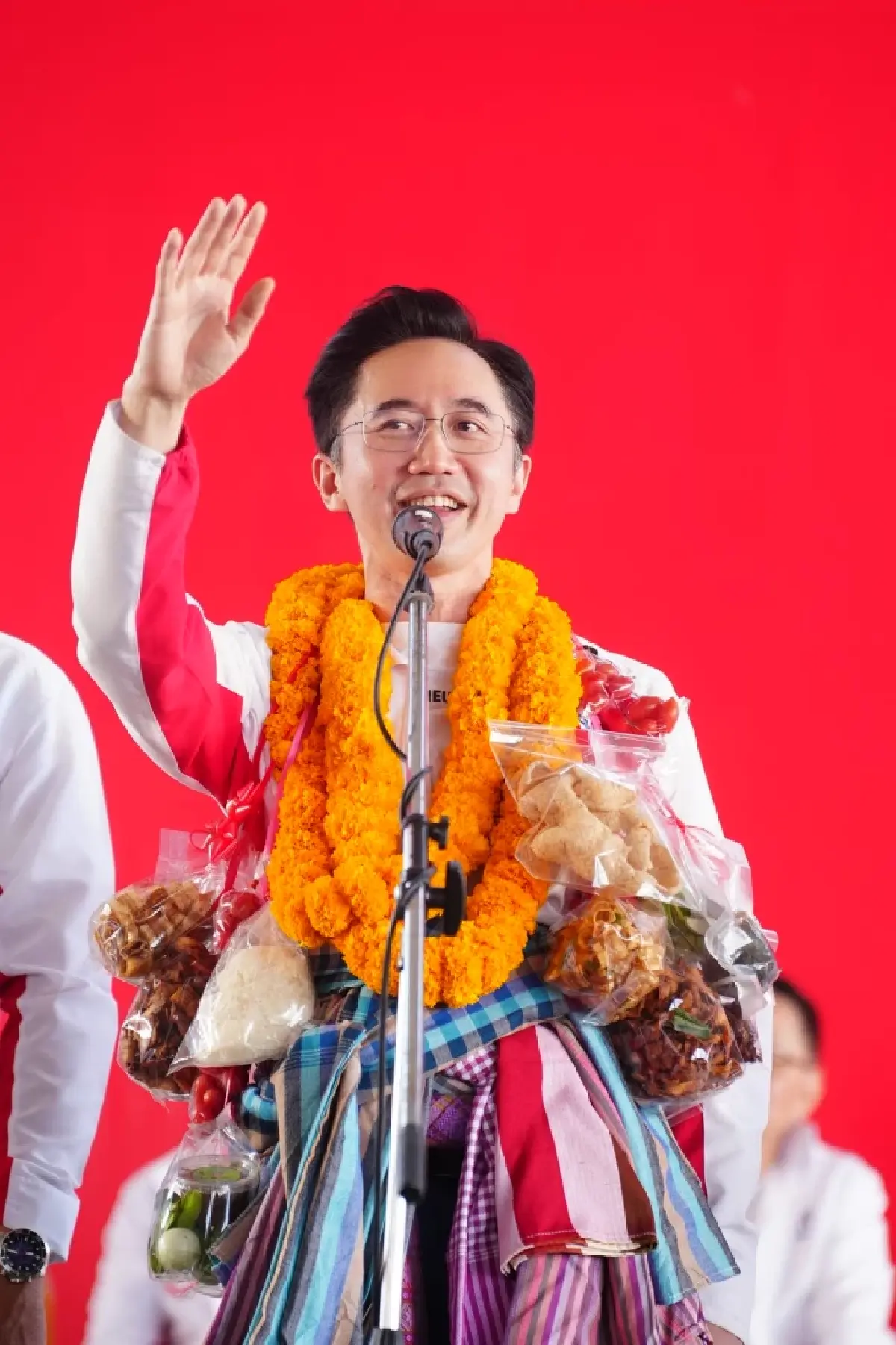 ‘ยศชนัน’ ปราศรัย ‘ชัยภูมิ’ เพื่อไทยยกจังหวัด ลั่นทุนเทาออกไป