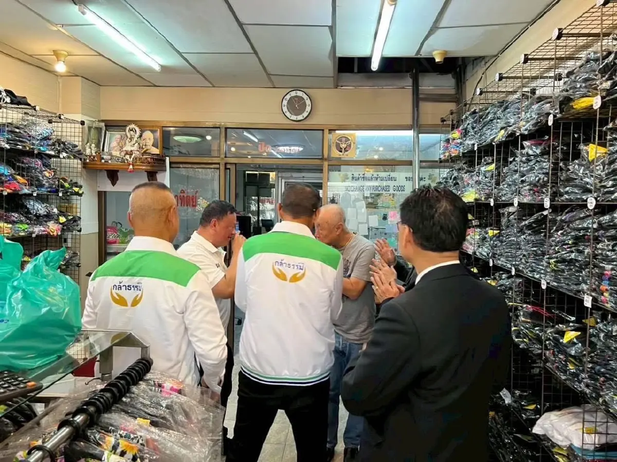 ‘เสธหิ’ นำทีม 'กล้าธรรม' ลุยประตูน้ำ  ชู นโยบาย-แนวทาง เสียงตอบรับเชิงบวก