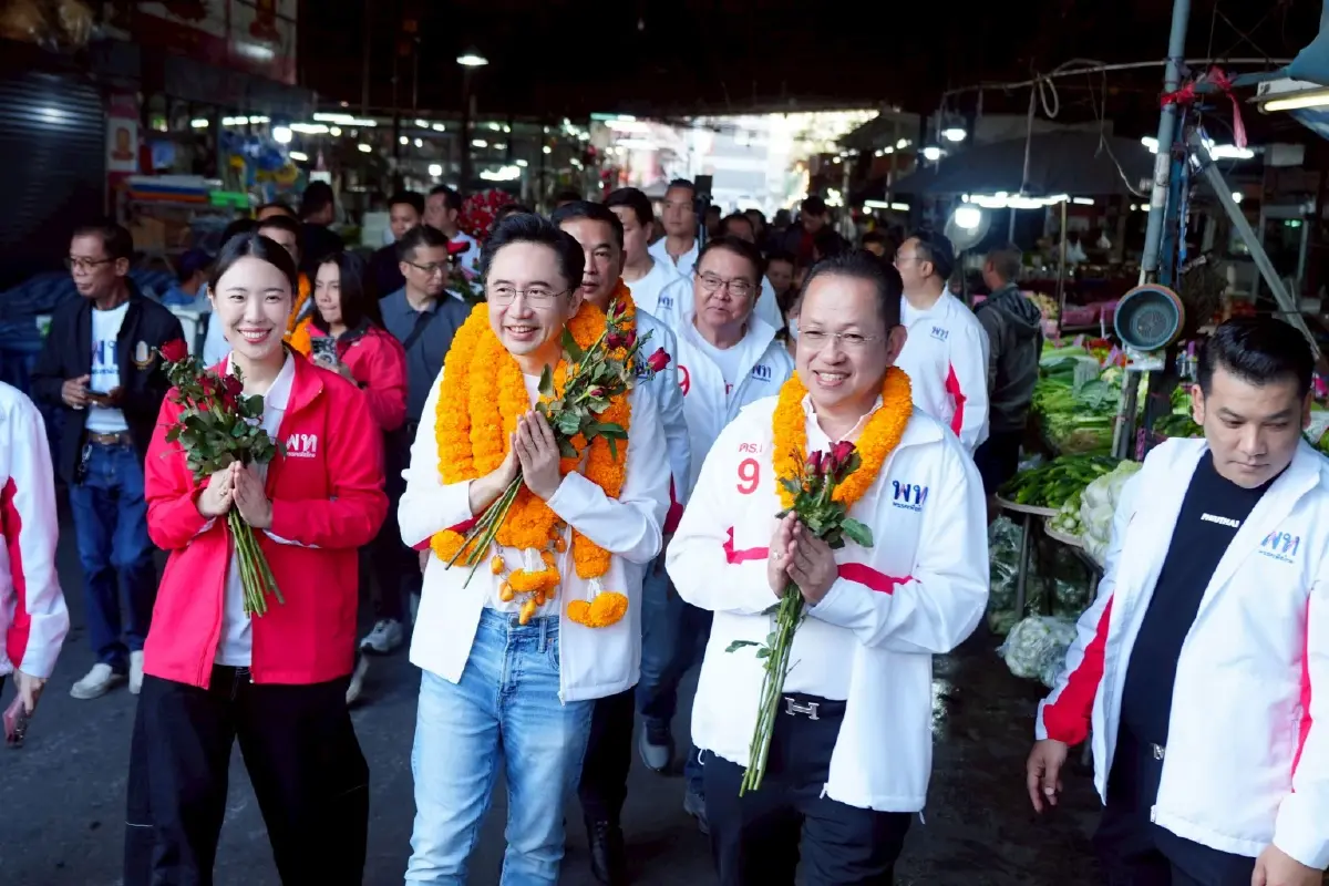 ‘ยศชนัน’ โชว์ลวกบะหมี่ ขอพรวัดแก่งคอย ‘เพื่อไทย’ เหมา สส.สระบุรี