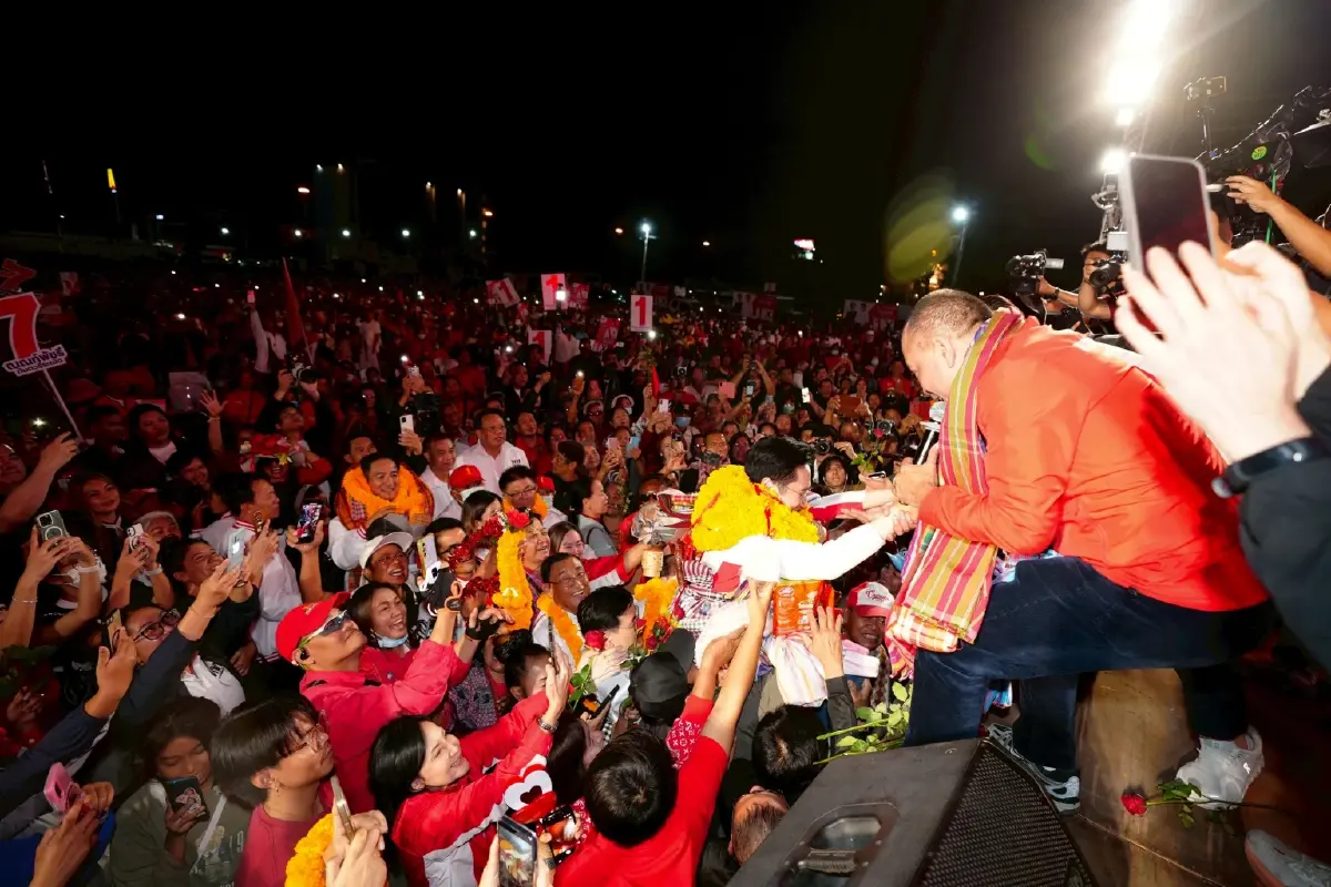 ‘ยศชนัน‘ ย้ำ ‘กาฬสินธุ์-ขอนแก่น’ แจกเงินล้าน ดึงเงินเข้าระบบภาษี