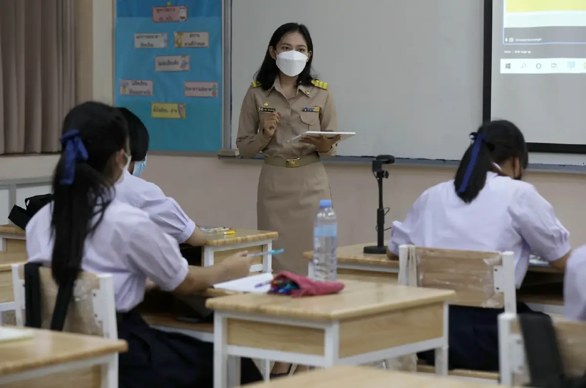 รวม แคปชั่นวันครู 2569 คำอวยพรวันครูแห่งชาติ คำคม รำลึกพระคุณครู