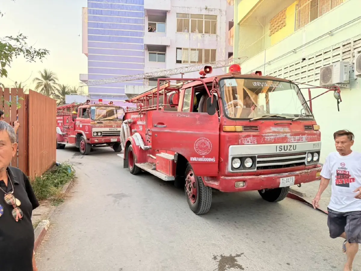 ไฟไหม้ชั้น 2 รพ.แพร่ สั่งอพยพผู้ป่วยด่วน กอ.ปภ.เฝ้าระวังใกล้ชิด