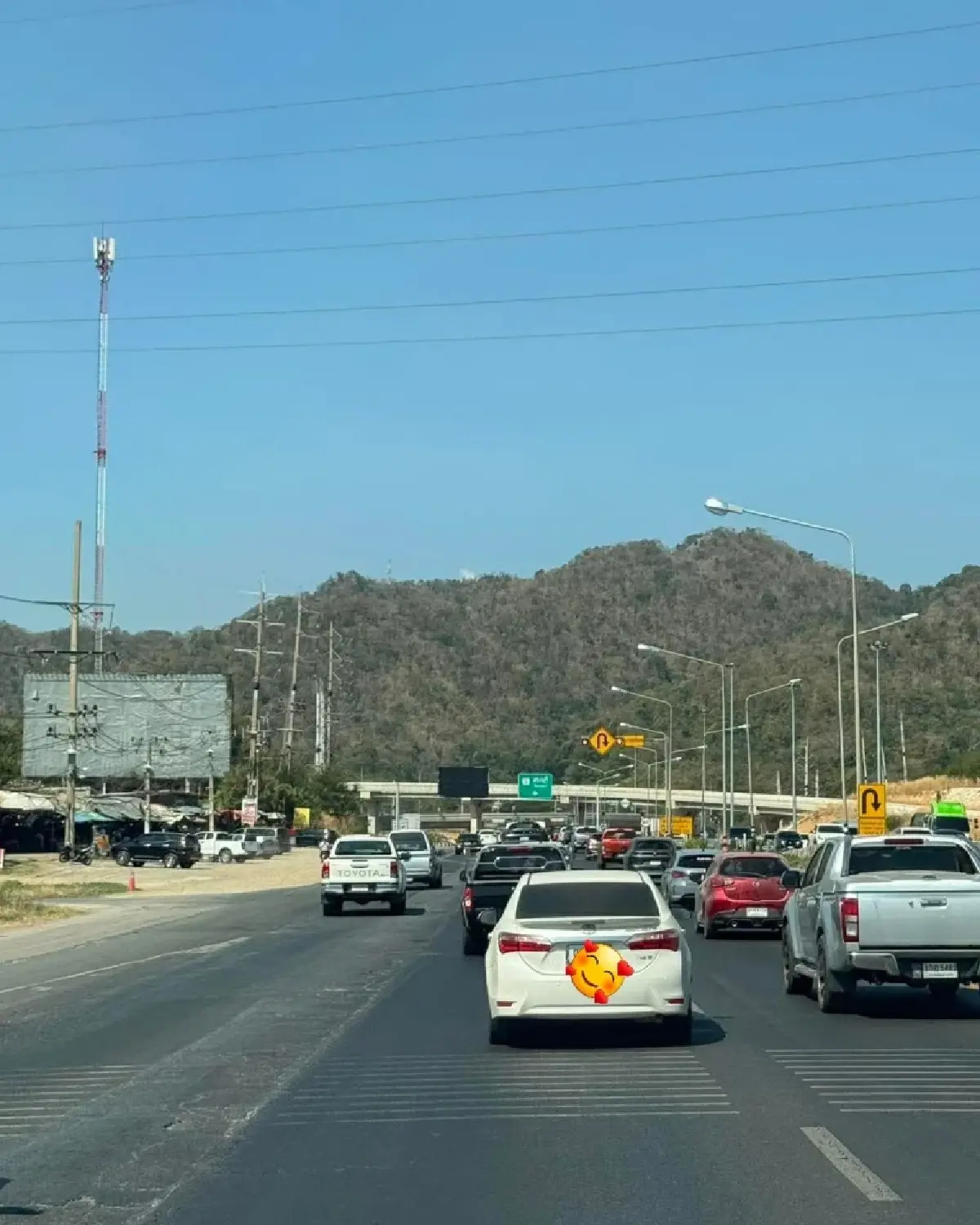 ด่วน! อีสานเข้ากรุงอัมพาต รถติดมาก M6 สีคิ้ว ให้ใช้ ถนนมิตรภาพแทน