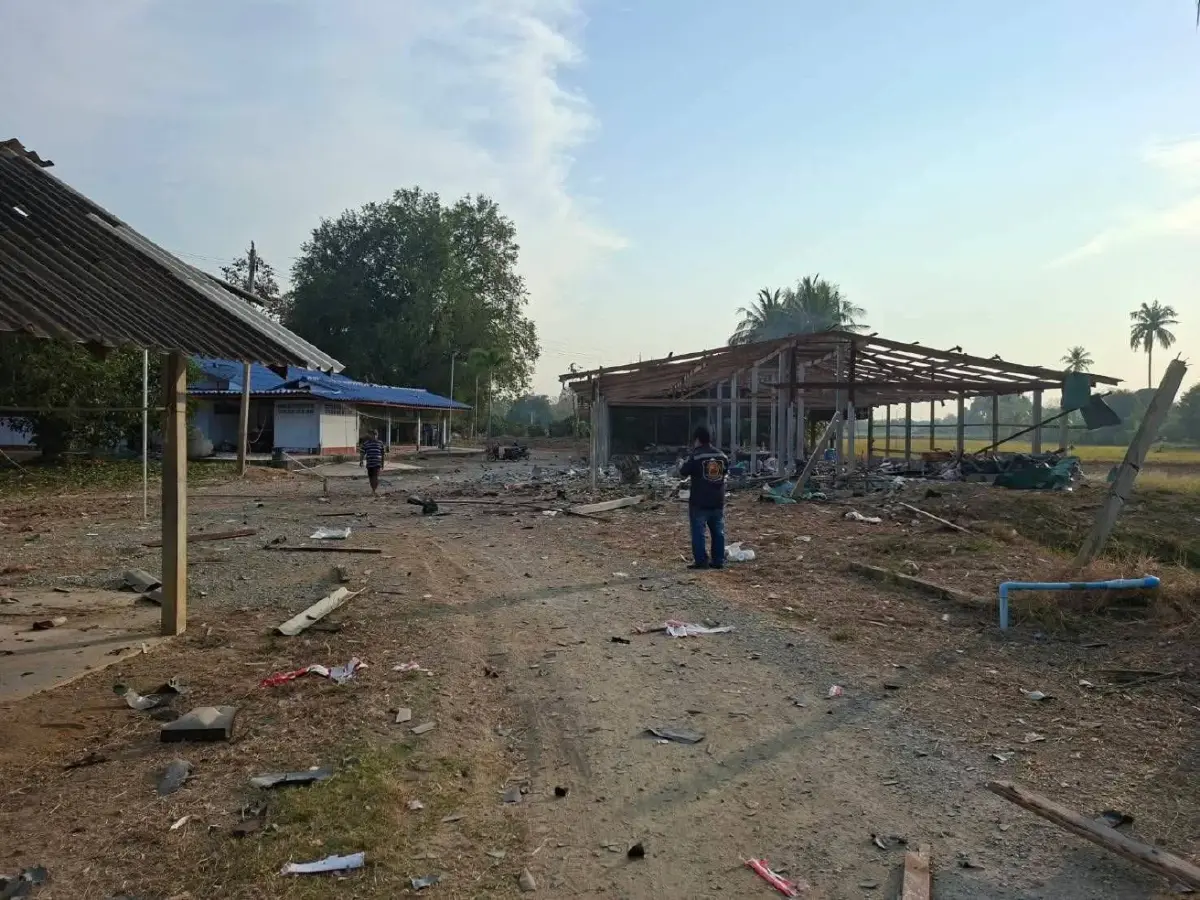 คืบหน้าเหตุ โรงงานพลุระเบิดสุพรรณบุรี คนเสียชีวิต 1 บาดเจ็บ 3 ราย