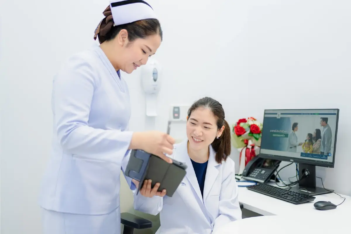 ลูกไอนาน ๆ อย่ามองข้าม! แพทย์ เตือนสัญญาณเสี่ยง 'โรคปอด'