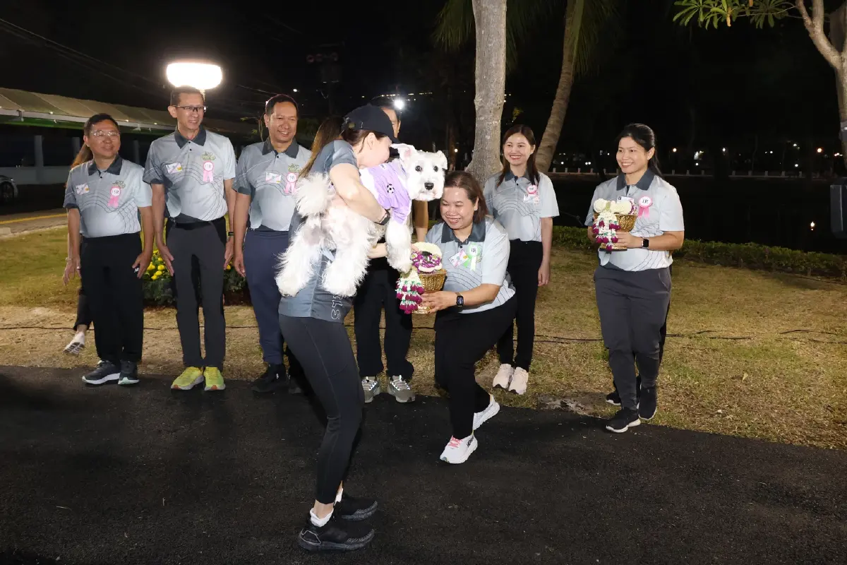 พระราชินี ทรงร่วมเดิน Run for Wheels #5 พร้อมสุนัขหลวงวินเทอร์