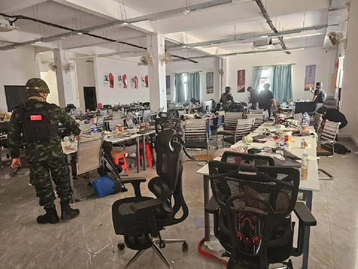 บุกรังสแกมเมอร์ ช่องจอม–โอร์เสม็ด ดัดแปลงหน่วยงาน ตร.หลายชาติ หลอกเหยื่อ