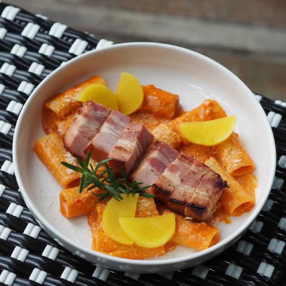 ‘Wolf’ วูฟต์ครัวซองต์ ขนมรูปพระจันทร์เสี้ยวที่มาก่อนกาล