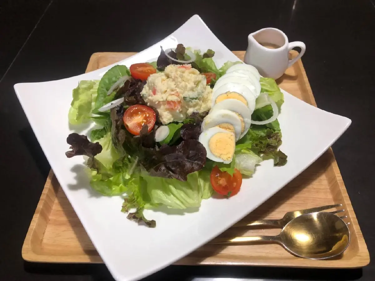 ‘พิกุล’คาเฟ่และสวนผักของคนรักสุขภาพ อ.เสริมงาม จ.ลำปาง