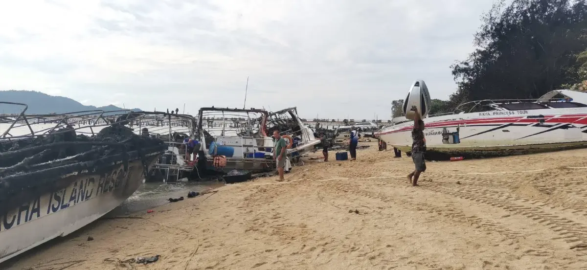 วอด 40 ล้าน สปีดโบ๊ท 24 ลำไฟไหม้ที่ภูเก็ต ผู้ว่าฯสั่งเร่งเยียวยา
