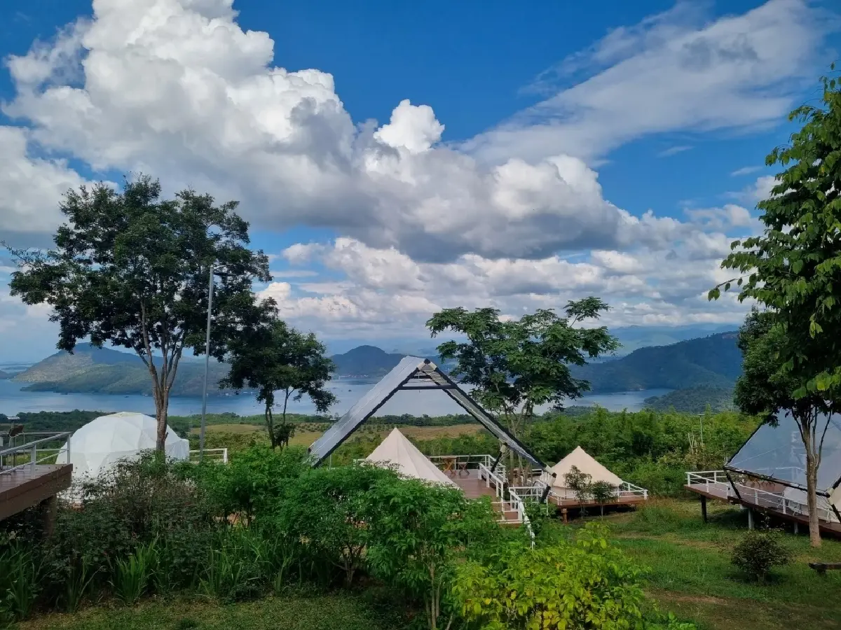 ออกไปใช้ชีวิตกลางแจ้งที่ ‘ฮิลล์ท็อป เอราวัณ’ กาญจนบุรี