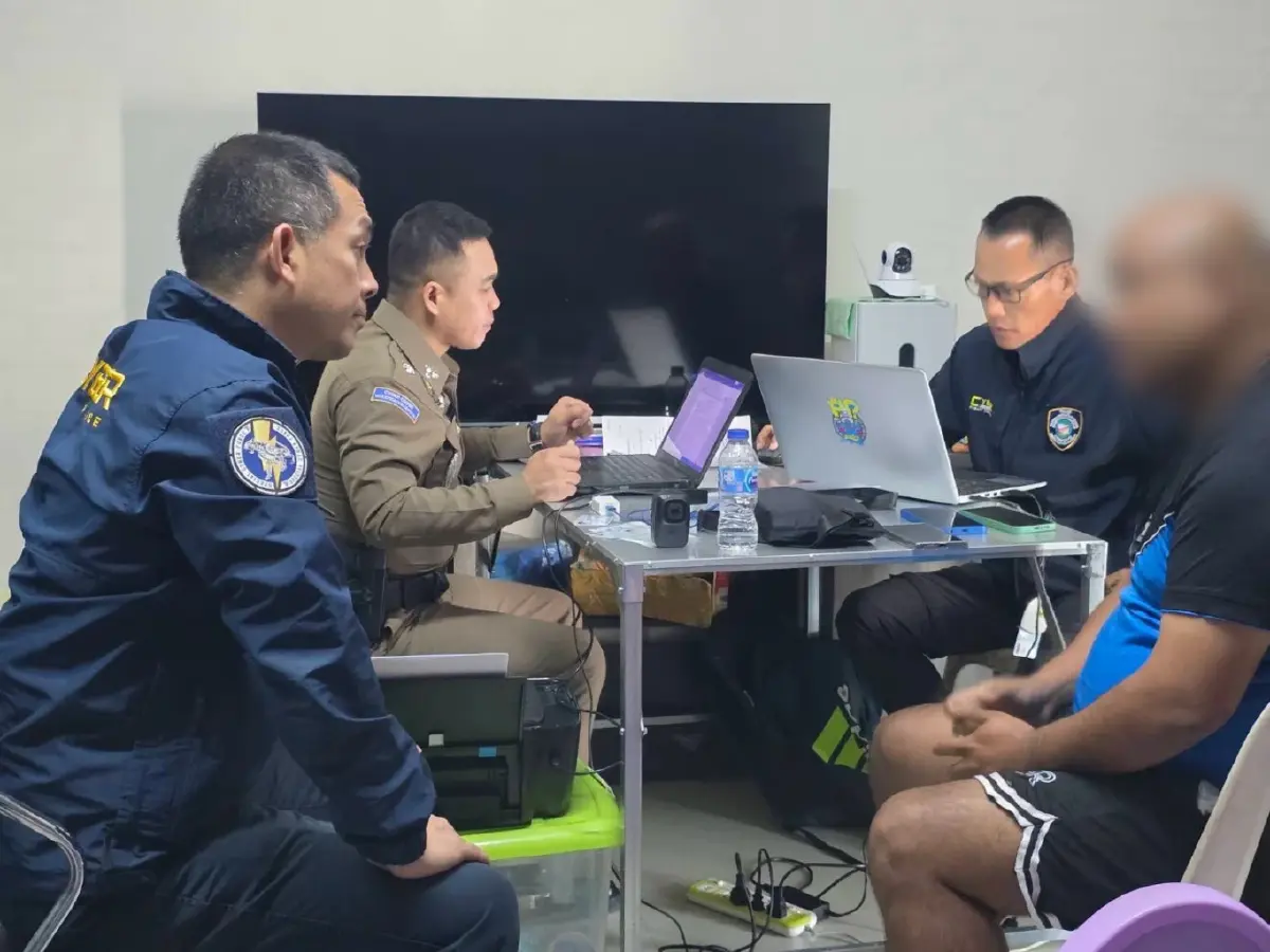 ด่วน! ยึดเงินสด 3 ล้าน บุกค้นร้านค้ากรุงเทพ ฟอกเงิน 200 ล้านต่อปี