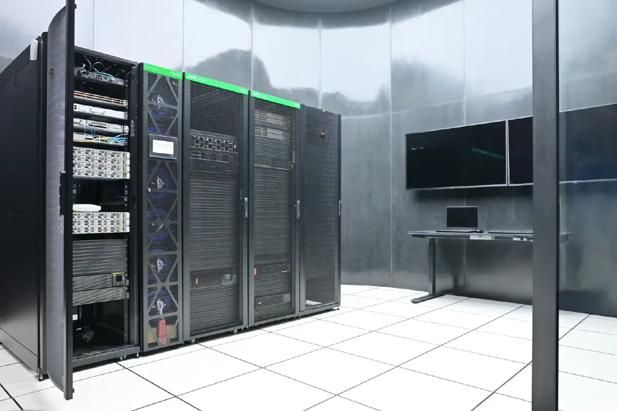 โลกผันผวน ตลาดไอทีโตสวนทาง! คุยซีอีโอ SYNNEX เช็กชีพจรธุรกิจไอที