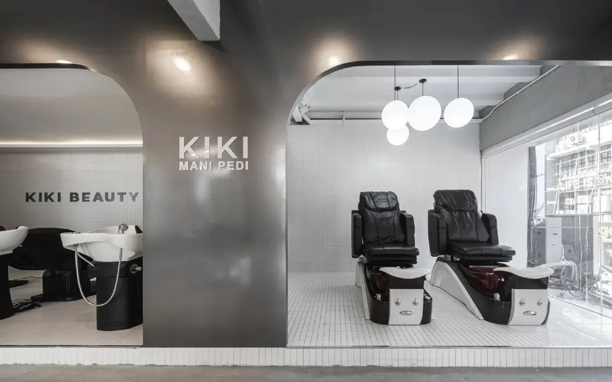 ‘KIKI BEAUTY SPACE’ ทำอย่างไรให้คนยอมจ่ายเงิน ‘หลักแสน’ เพื่อทำผม ปีที่แล้วโกยรายได้ ‘110 ล้าน’