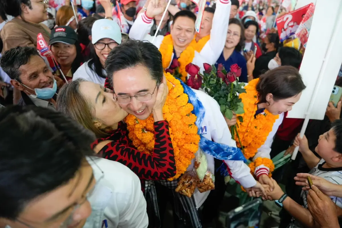 ‘เพื่อไทย’ ปราศรัยกวาด สส.เหนือ โต้ ‘ภท.’ งัดวาทกรรมขัดแย้ง