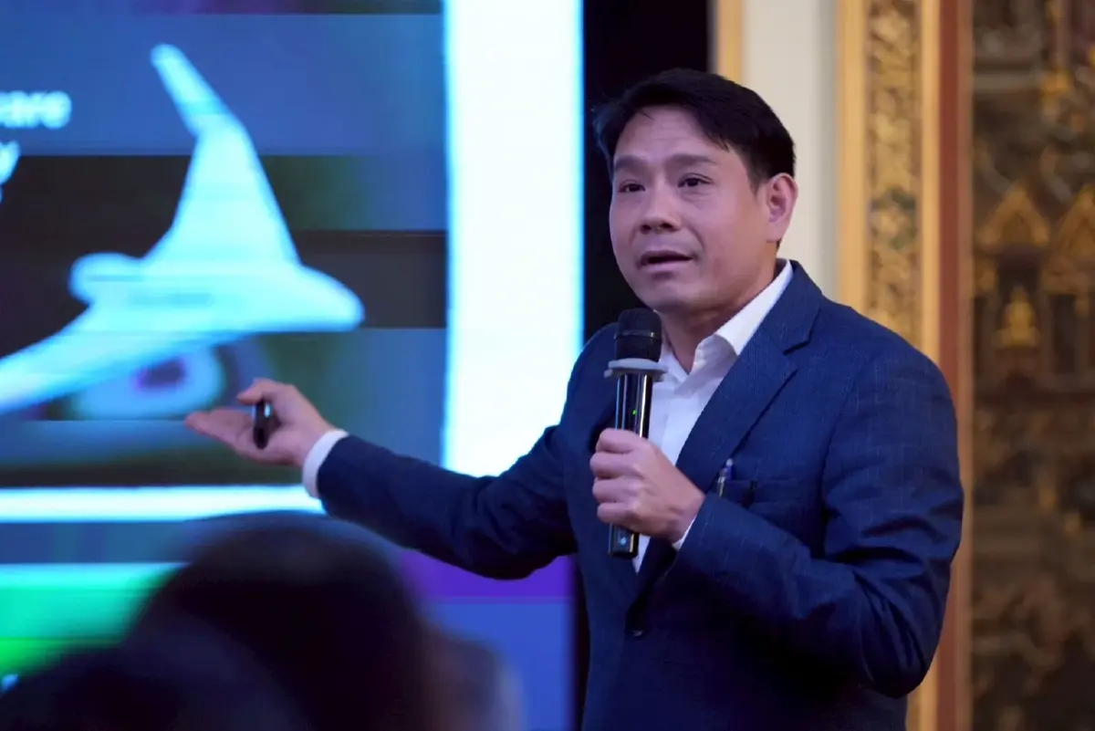 ปชน.โชว์วิชั่นเศรษฐกิจ กางแผนพัฒนาอุตสาหกรรม-ฟื้นการส่งออก