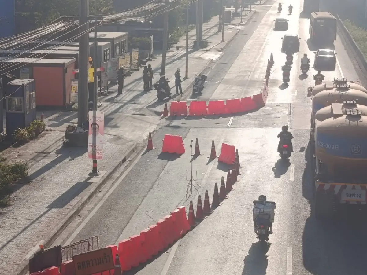 ด่วน! เลี่ยงได้เลี่ยง ถนนทรุดตัว 'บางนา-ตราด' ปิดถนน ระวังรถติด