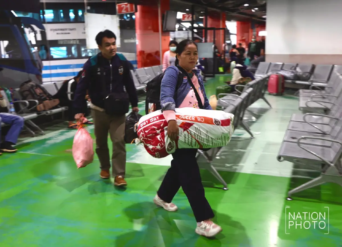 คนเยอะ หมอชิต 2 ประชาชนแห่กลับเข้ากรุงเทพ หลังกลับบ้านปีใหม่ 2569