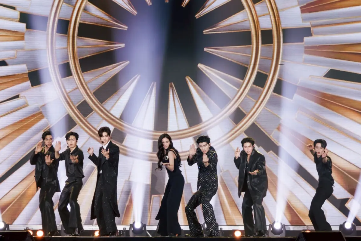 ‘ปอนด์-ภูวินทร์’ นำทีมส่งท้าย ‘มีสติหน่อยคุณธีร์’ พร้อมเซอร์ไพรส์ใน ‘Me and Thee Fan Party’