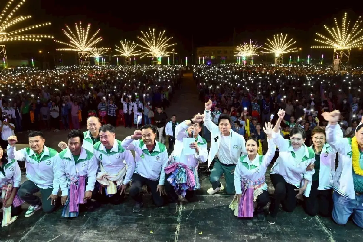 'ยศสิงห์' ปราศรัยแปดริ้ว ประกาศกล้าทำ-กล้าชน-การเมืองแตะต้องได้