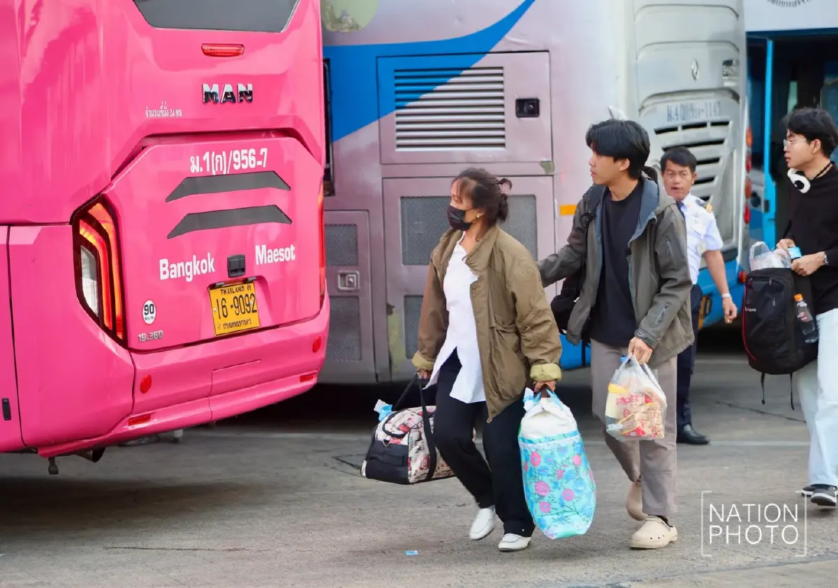 คนเยอะ หมอชิต 2 ประชาชนแห่กลับเข้ากรุงเทพ หลังกลับบ้านปีใหม่ 2569