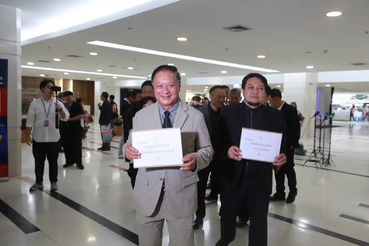 สว.สำรอง ทวง กกต.คดีฮั้ว สว.เข้าปี 3 เมินหลักฐานดีเอสไอ เจตนาถ่วง